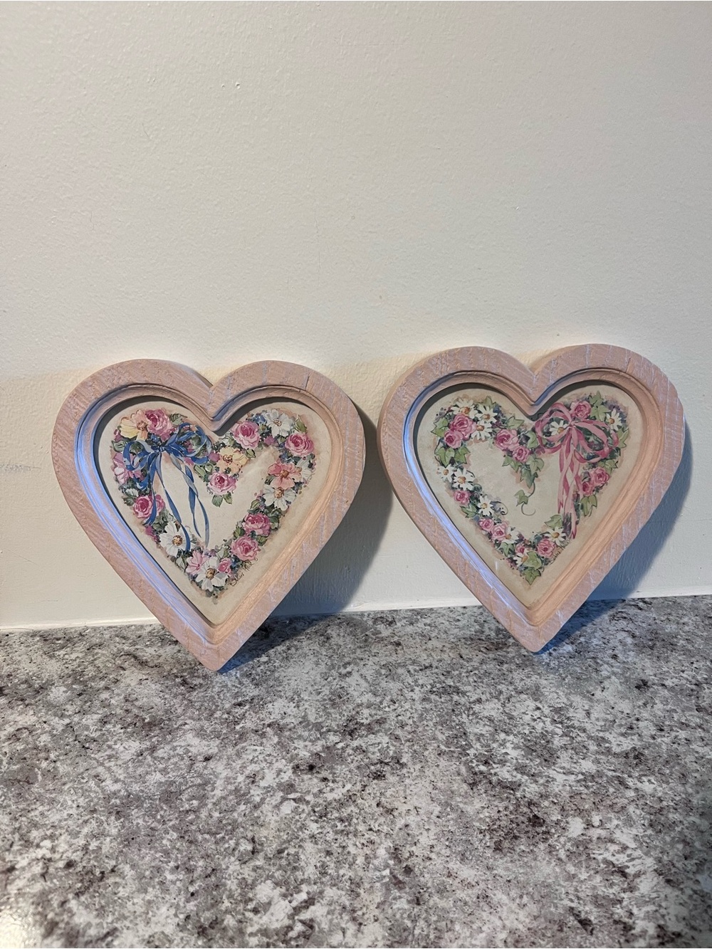 1987 Homco Faux Wood Pink Heart Floral Bow Wall Decor Vintage